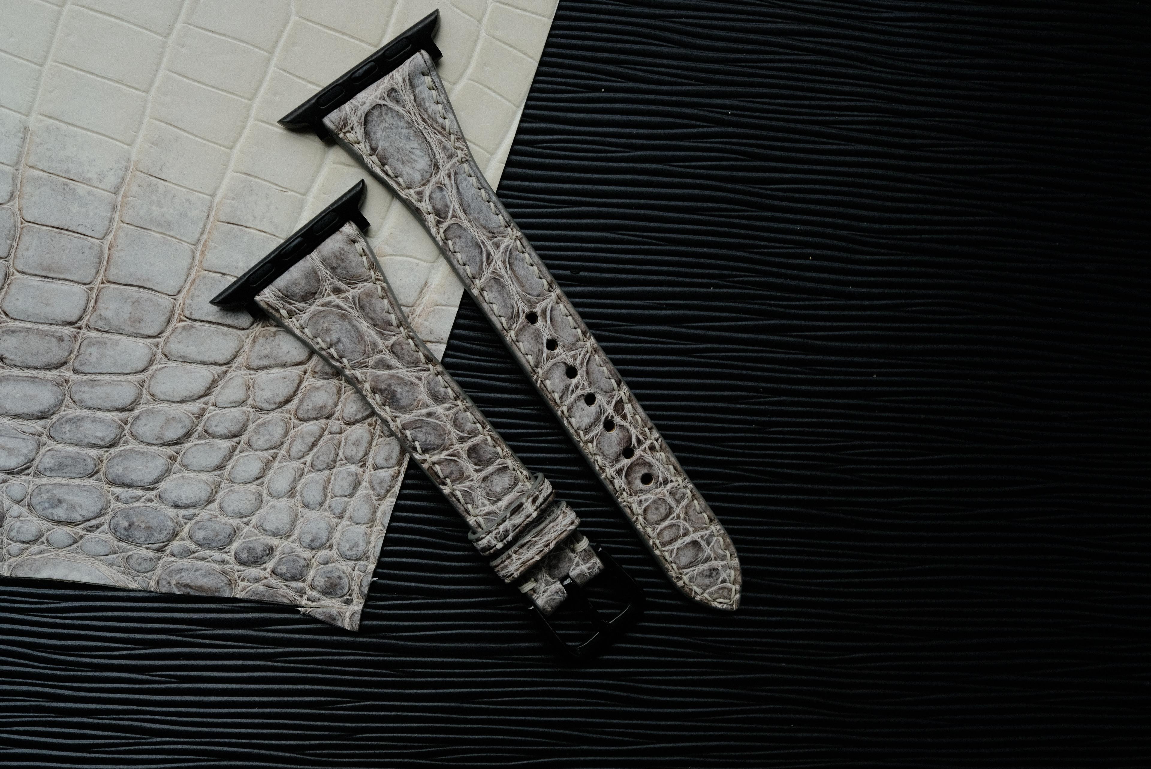 アップルウォッチ時計ベルト。ヒマラヤタロコダイル革使用バンドアップルウォッチ時計ベルト手縫い時計バンド1枚目の画像